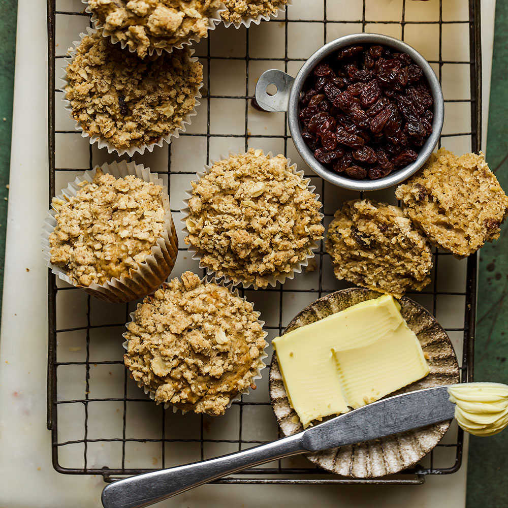 Oatmeal, Raisin and Apple Muffins